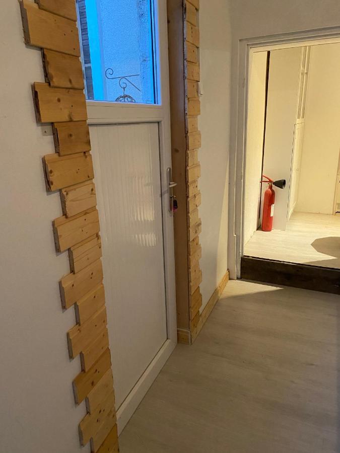Apartamento Adorable Gesthouse Avec Parking Gratuit Sur Place. Le Chene Exterior foto